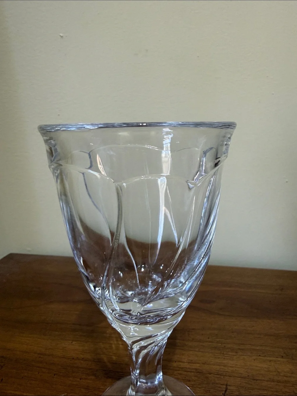 Noritake Sweet Swirl Clear Glass Wine Goblet